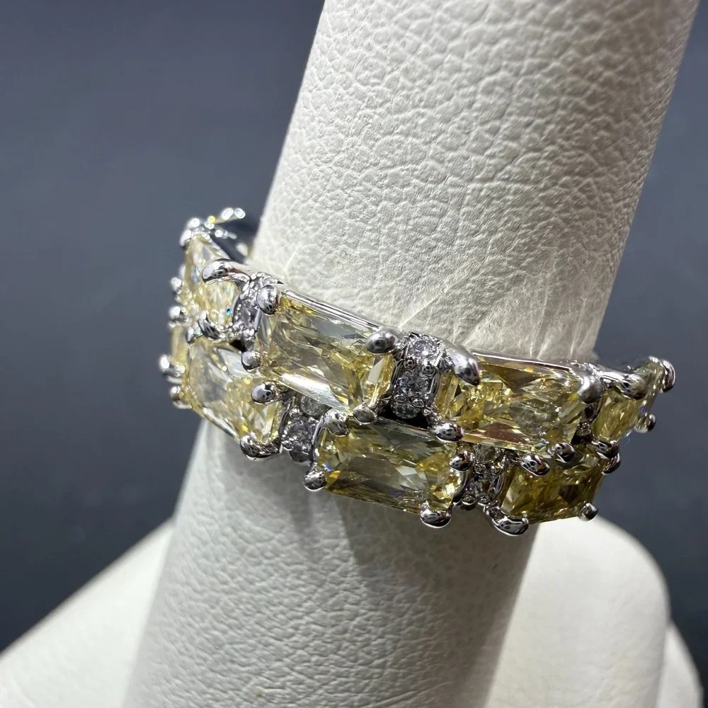 Bomb Party Linked in Love‎ Size 6 Ring Lemon CZ RBP5943 Rhodium Plated